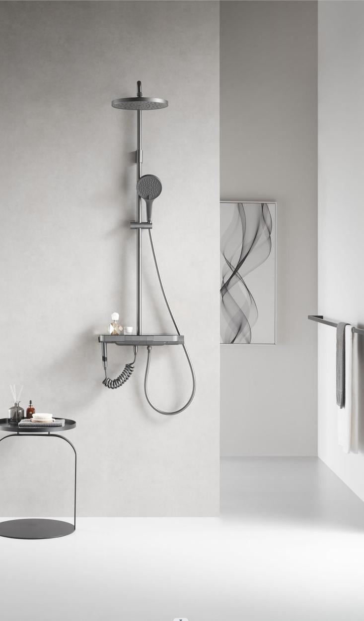 AquaVita: Lucerna-Refined Geometry.