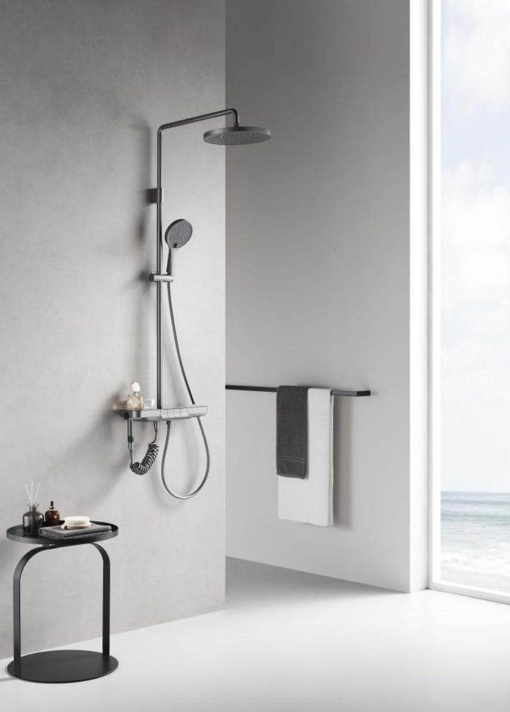 AquaVita: Lucerna-Refined Geometry.