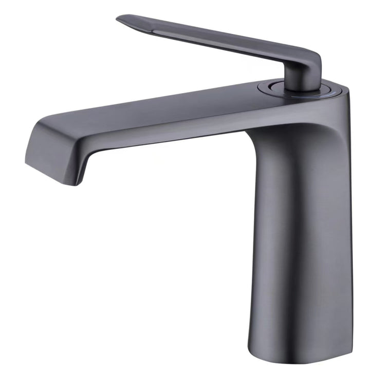 The Galleria: Axis – A New Angle on Elegance